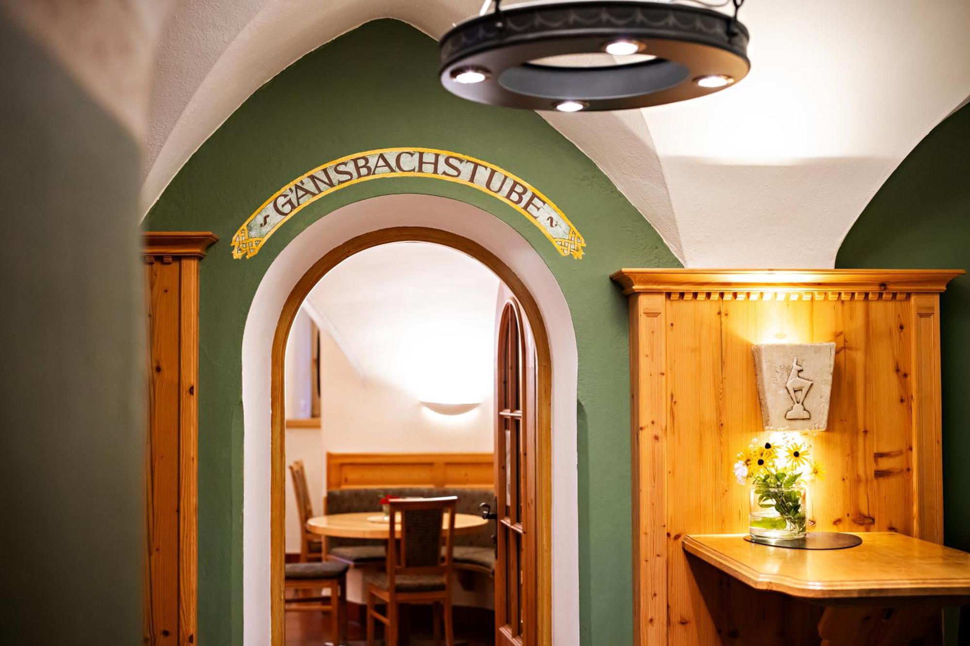 Eggerwirt Kitzbuehel, Hotel & Restaurant Exterior photo