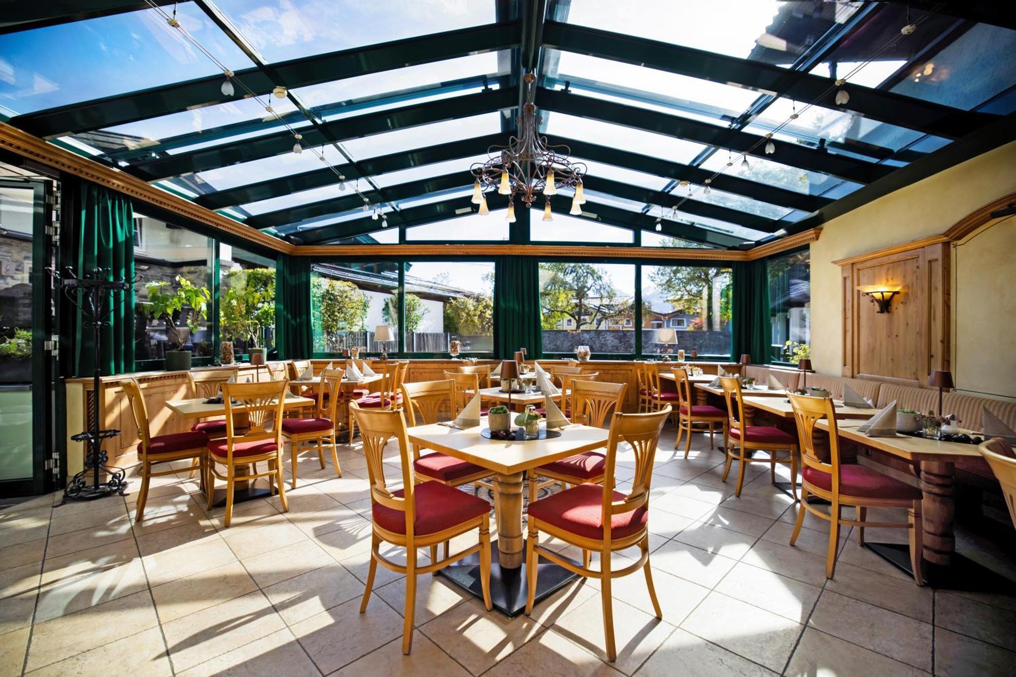 Eggerwirt Kitzbuehel, Hotel & Restaurant Exterior photo